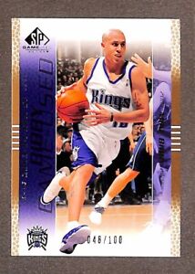 2003-04 SP Game Used Gold #76 Mike Bibby Gold /100