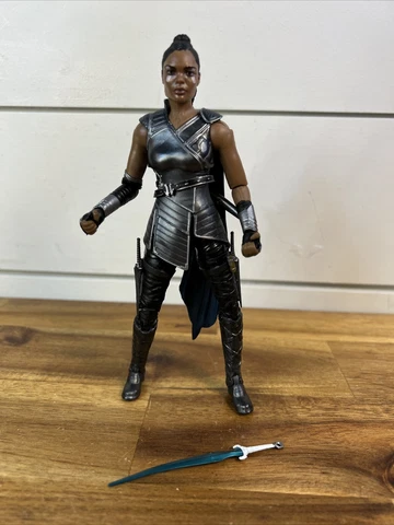 Marvel Legends Target Exclusive Thor Ragnarok Movie 2 Pack Valkyrie 6" Figure Cover