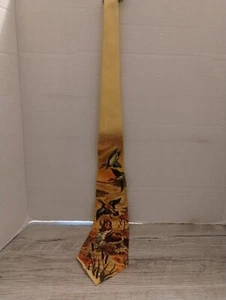 Yellow Tie With Duck Hunting Scene By Georges Mens Shop Bethlehem PA 51" Master - Picture 1 of 3
