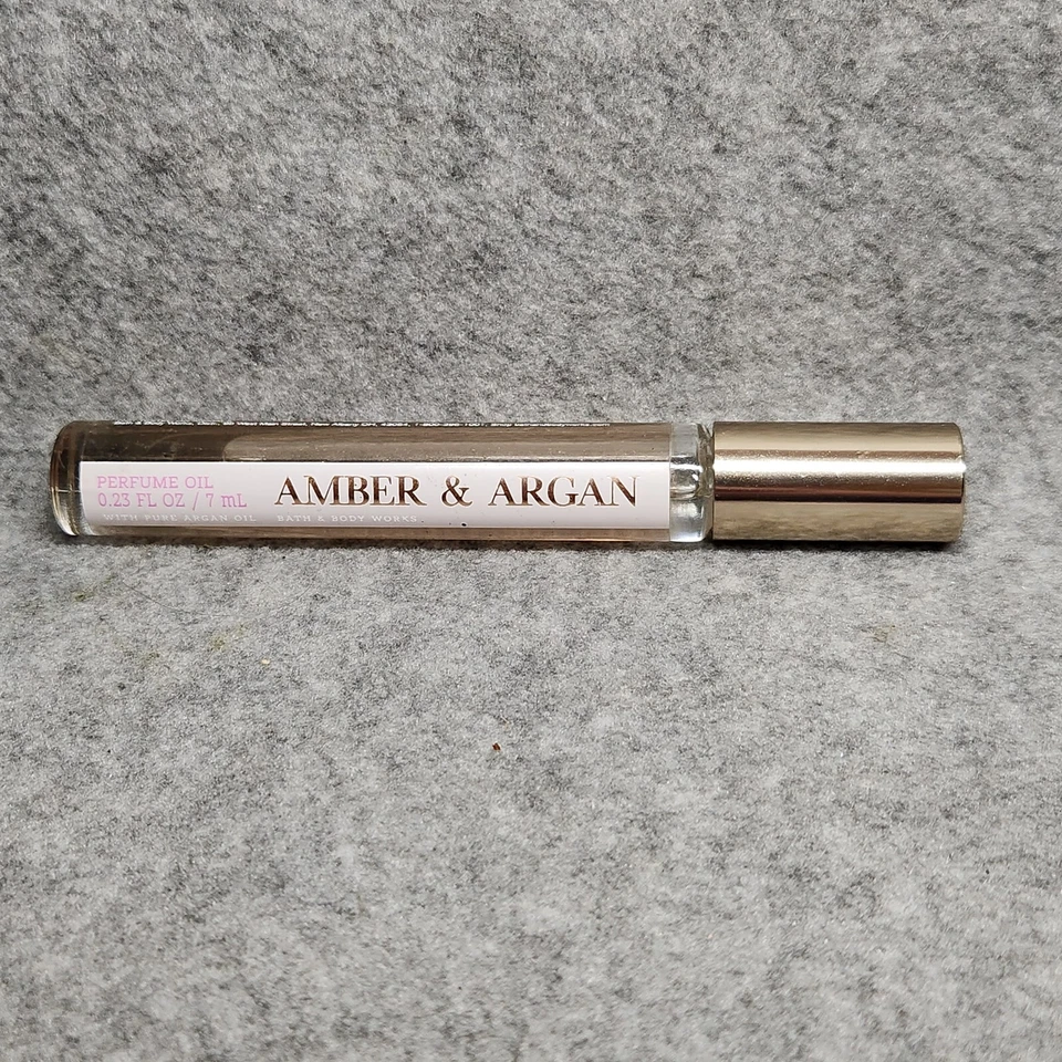Bath And Body Works 琥珀和坚果香水油 0.23 盎司香精新品 — 第 1/3 张图片
