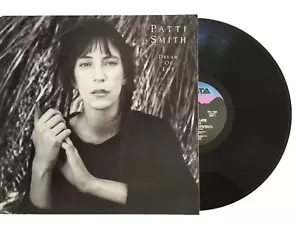 Patti Smith Vinyl Record Dream Of Life LP Gatefold Promo Copy - Picture 1 of 7