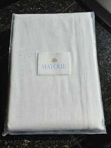 MATOUK GIORGIO MATELASSE KING COVERLET in WHITE - Picture 1 of 6