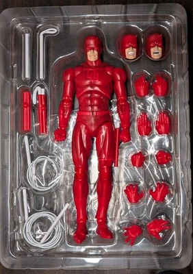 EN STOCK FIGURA DE ACCIÓN CT TOYS DAREDEVIL 223 VENDEDOR DE EE. UU. Foto 1 de 4
