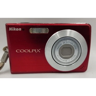 Nikon COOLPIX S210 8,0 MP 3x optischer CCD Vintage Digitalkamera Silber/Rot - Bild 1 von 4