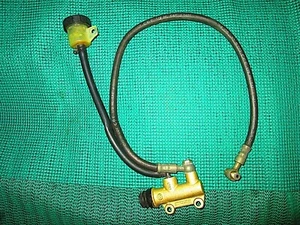 CILINDRO MAESTRO DE FRENO TRASERO DUCATI OEM Y DEPÓSITO línea de freno 748-998 MONSTER - Imagen 1 de 9