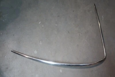 70-78 Datsun 240Z / 260Z / 280Z moldura de parabrisas de acero inoxidable - LH Driver S3-3 Foto 1 de 4