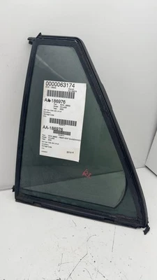 02 03 04 05 MERCEDES C-CLASS Rear Vent Glass/window Mercedes-Benz Left - Изображение 1 из 4