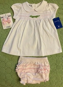 Girls NWT Magnolia Baby Smocked Dress Set & Bloomers 2 Pc Free Bow 12 Mos - Picture 1 of 9