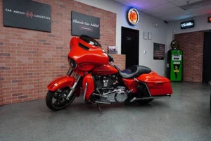 2017 Harley-Davidson Street Glide Special - Picture 1 of 12