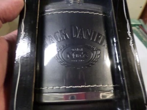 JACK DANIELS STAINLESS STEEL FLASK - OLD NO. 7 - 2008 - NIB - Picture 1 of 3
