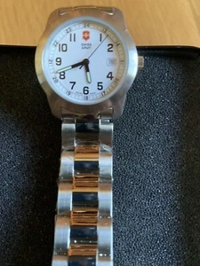 VICTORINOX SWISS ARMY UHR - Bild 1 von 12