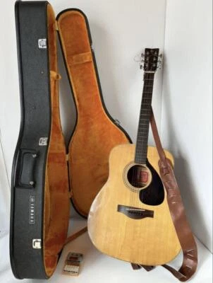 Guitare Acoustique Yamaha FG-220 Étiquette Rouge Vintage Japon Avec Étui Rigide - Photo 1/4