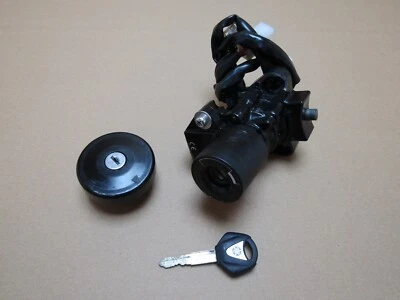 Yamaha VMAX 1700 60th Anniversary 2016 22,062 miles ignition switch & cap(10344) - Image 1 of 4