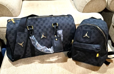 Jordan Nike Monograma Logo Jacquard Mini Mochila y Bolsa de Lona 25L Bolso de Lujo Foto 1 de 4