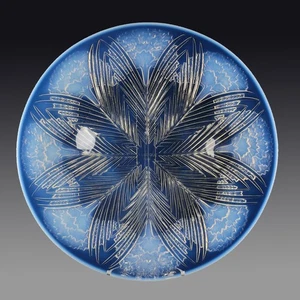 Art Deco Opalisierendes Salver mit dem Titel "Oeillets" von René Lalique - um 1930 - Bild 1 von 6