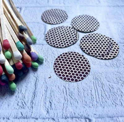 10 Match Strike Pads, Self-Adhesive Round Circle Match Strike Paper 30mm/3cm - Image 1 of 4