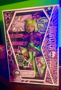 Muñeca Monster High Dawn of The Dance Clawdeen Wolf T6069 EN CAJA ANDRAJADA - Imagen 1 de 6