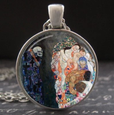 Colar com estampa de arte emoldurada de morte e vida Gustav Klimt arte para usar pingente de joia - Imagem 1 de 3