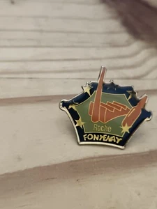 Pin's Pins Pin Enamel 21 Ville France ROCHE "FONTENAY" - Imagen 1 de 2