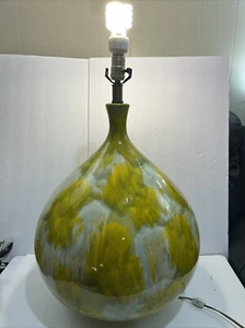 MID CENTURY große KERAMIK KERAMIK LAMPE gelb, grün TROPFGLASUR funktionstüchtig! - Bild 1 von 10