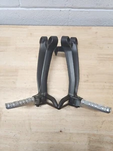 17-20 Yamaha R6 Passenger Foot peg/Foot rest - Picture 1 of 1