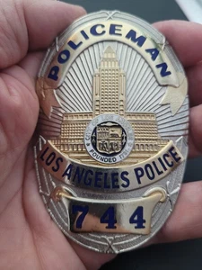 Obsolete LAPD POLICE BADGE "POLICEMAN" #744 Polizei LOS ANGELES - Bild 1 von 5