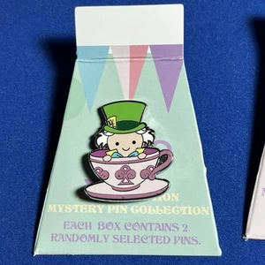 Disney Mad Hatter its a small fantasyland Alice Teacup Mystery Pin LE W01 - Picture 1 of 1