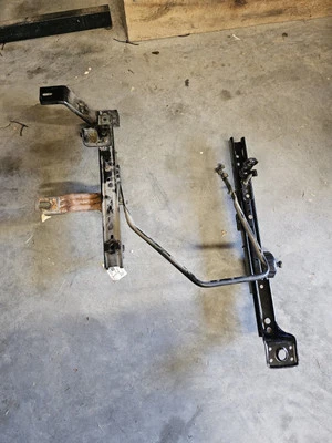 Dodge Dakota Asiento con canastilla Pista Lado izquierdo del conductor Club Cab Manual Foto 1 de 3