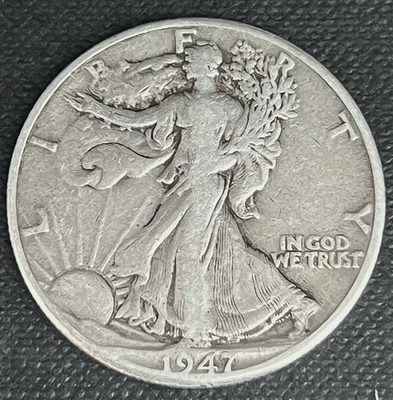 1947-D Walking Liberty Half Dollar ~ 90% SILVER~ SCARCE 🗝️DATE~AMERICANA! L👀K! - Image 1 of 4