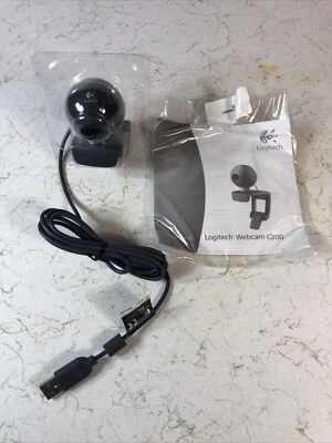 Logitech Webcam C200 USB Clip Microphone RightSound Snapshot Button 1.3 MP Vid - Image 1 of 4