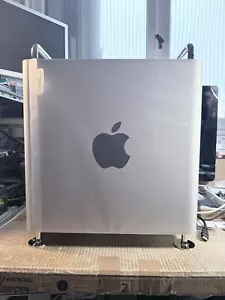 Mac Pro 2019 (7,1) 28 Core 2,5GHz 768o Ram - 4TB SSD - 2X AMD RP Vega II Duo - Bild 1 von 5