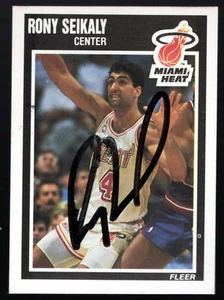 1989-90 Fleer Rony Seikaly Autographed Rookie Card #83 Miami Heat - Picture 1 of 2