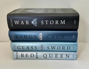 Victoria Aveyard Red Queen Glass Sword King's Cage Series Lot of 4 Hardcover DJ - Imagen 1 de 15