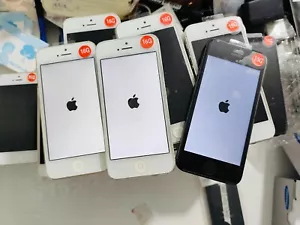 W PEŁNI DZIAŁAJĄCY Apple iPhone 5 - 16GB - czarny złoty srebrny (odblokowany) GSM i CDMA - Zdjęcie 1 z 14