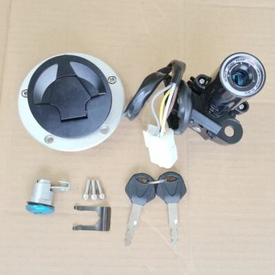 Ignition Switch Fuel Gas Cap Seat Lock Key For Kawasaki Ninja ZX10R ZX1000 11-15 - Imagem 1 de 4