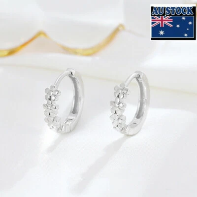 1 Pair Fashion Woman S925 Sterling Silver Cute Daisy Flower Earring Clip Stud - Image 1 of 3