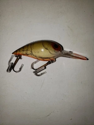 Pre-Rapala Storm Wiggle Wart Vintage Crankbait - V63 Naturstic Green Crayfish - Image 1 of 4
