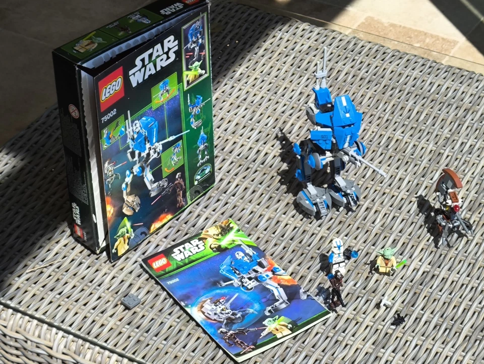 LUCAS FILM LEGO STAR WARS 75002 AT - RT  + MINIFIG 2013 YODA TROPPER DROID EXB - Photo 1/4