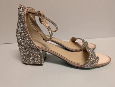 Betsey Johnson 女鞋 9.5 W Mari 水钻宝石粗跟凉鞋 — 第 1/4 张图片