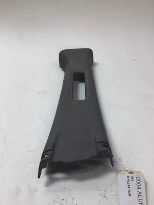 Acura MDX 2004 moldura de pilar derecha B ## Foto 1 de 4