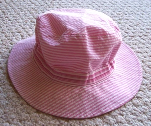 Wallaroo Kids Sawyer Cotton Bucket Hat Pink and White Striped - Picture 1 of 4