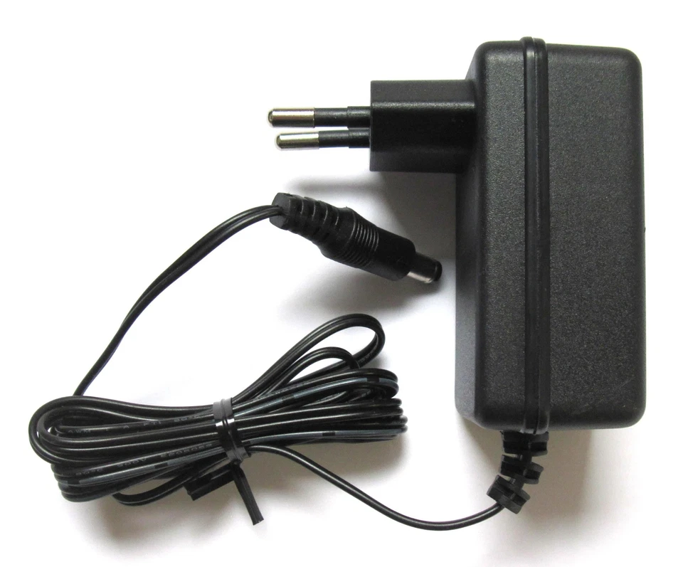 Stecker-Netzteil 18V 1A stabilisiert Netzgerät AC/DC Adapter Ladekabel Kabel - Bild 1 von 1
