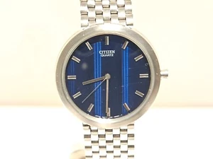 VINTAGE RARE BEAUTIFUL BLUE DIAL MAT ST.STEEL MEN'S JAPAN QUARTZ WATCH"CITIZEN" - Picture 1 of 19