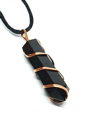 ECLECTIC SHOP UK LTD Collar colgante de turmalina negra envuelto en alambre de cobre EMF protección de piedras preciosas