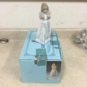 Figurina Lladro 7.603 "Ramos de Primavera" in scatola originale - Foto 1 di 5
