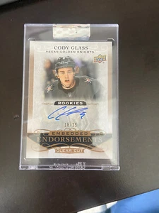 2019-20 Upper Deck Clear Cut Cody Glass Rookie Gold Embedded Endorsements /25 - Picture 1 of 2