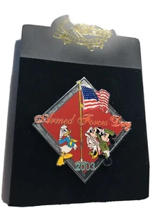 Pin Mickey Minnie Donald LE 100 de las Fuerzas Armadas Day Fab 3 de las subastas de Disney - Imagen 1 de 6
