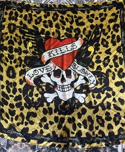 Ed Hardy Schal Love Kills Slowly Seide Gepard groß 4 Tragemöglichkeiten Neu mit Etikett - Bild 1 von 1
