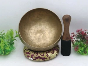 Antica ciotola da canto 7,5" - ciotola himalayana fatta a mano - meditazione, casa e vita - Foto 1 di 4