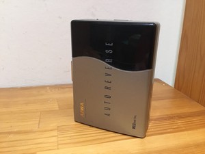 AIWA HS-P14 Personal Cassette Player Walkman Autoreverse Metal Tape   - TESTED